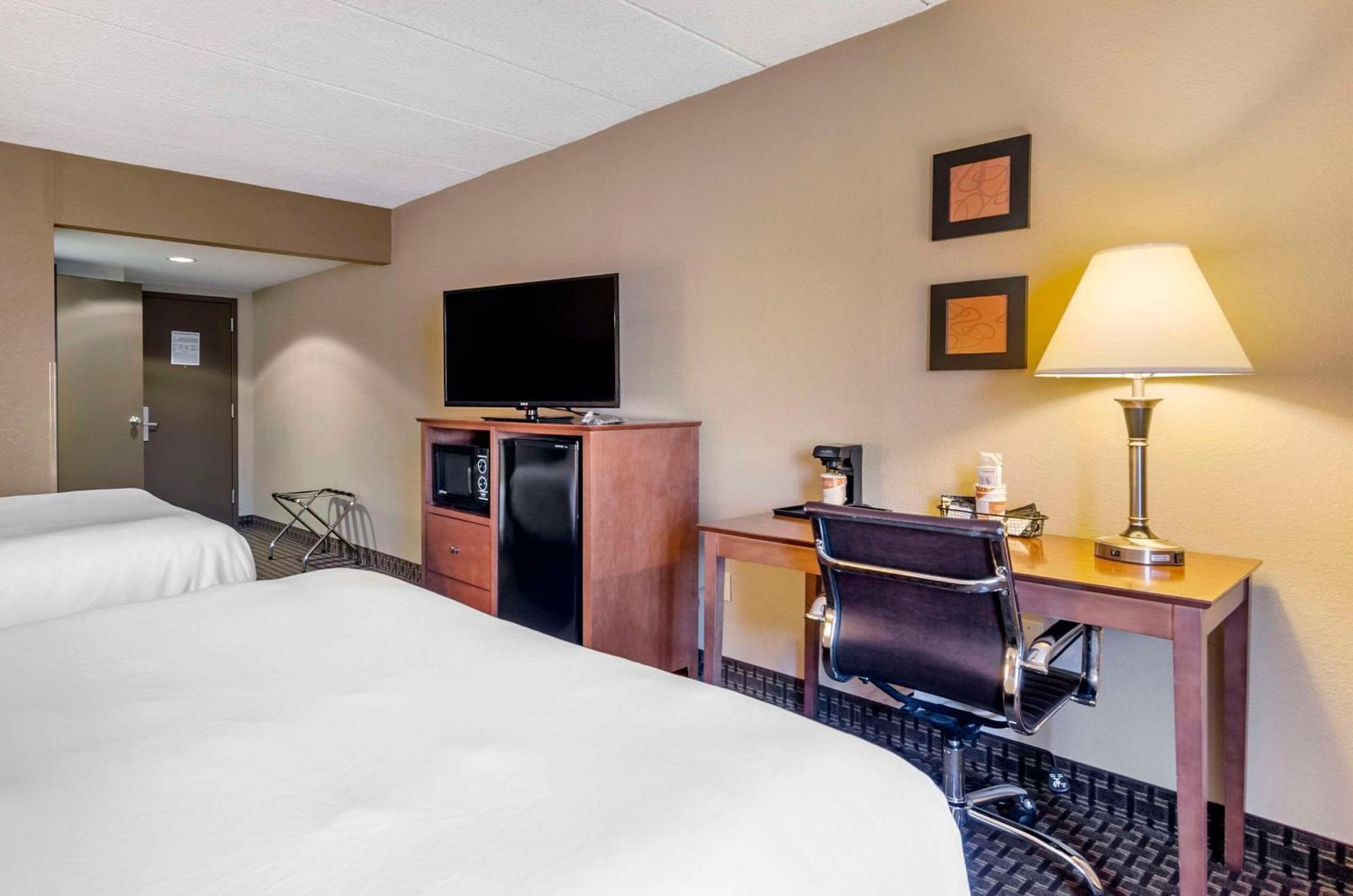 Comfort Inn & Suites Raphine - Lexington Near I-81 And I-64 Luaran gambar