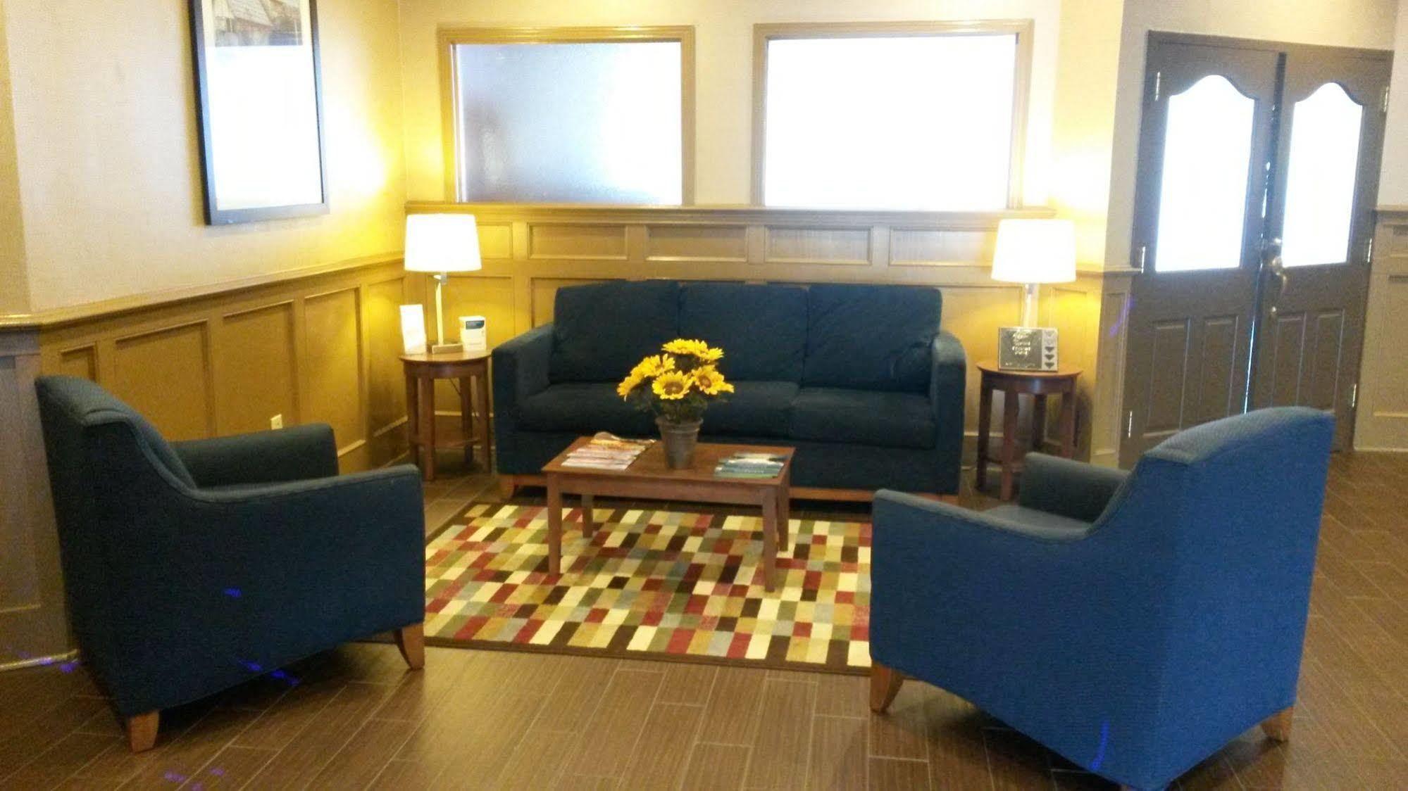 Comfort Inn & Suites Raphine - Lexington Near I-81 And I-64 Luaran gambar