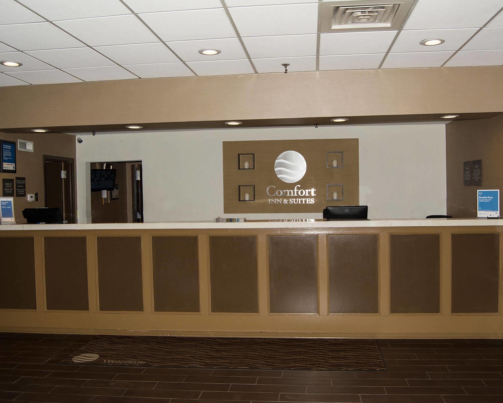 Comfort Inn & Suites Raphine - Lexington Near I-81 And I-64 Luaran gambar